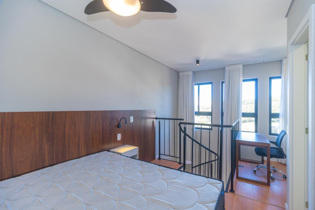 Imagem Apartamento com 1 Quarto para Alugar, 42 m² em Cabral - Curitiba