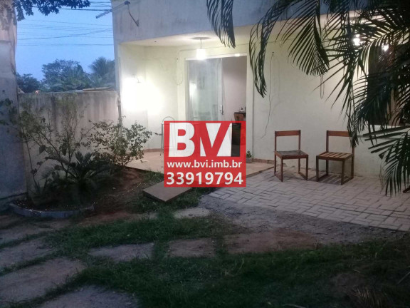 Imagem Casa com 2 Quartos à Venda, 55 m² em Itatiquara - Araruama