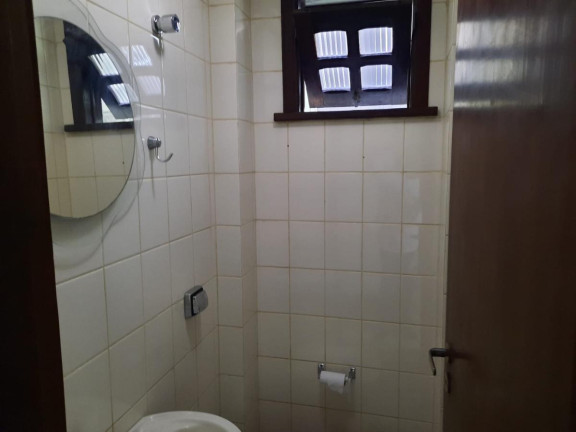 Imagem Casa com 3 Quartos à Venda, 186 m² em Xaxim - Curitiba