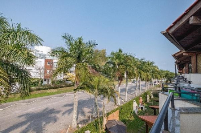 Sobrado com 3 Quartos para Alugar, 160 m² em Cachoeira Do Bom Jesus - Florianópolis