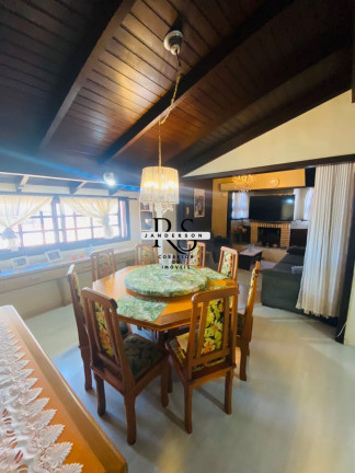 Imagem Casa com 2 Quartos à Venda, 80 m² em Centro - Torres Imagem Casa com 2 Quartos à Venda, 80 m² em Centro - Torres