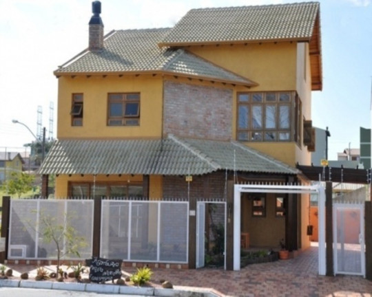 Imagem Imóvel com 4 Quartos à Venda, 280 m² em Alto Petrópolis - Porto Alegre