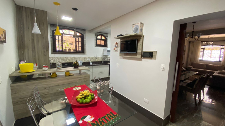 Imagem Sobrado com 3 Quartos à Venda, 220 m² em Boqueirão - Santos Imagem Sobrado com 3 Quartos à Venda, 220 m² em Boqueirão - Santos
