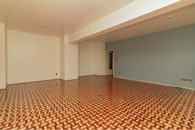 Imagem Imóvel com 2 Quartos à Venda, 137 m² em Centro Histórico - Porto Alegre Imagem Imóvel com 2 Quartos à Venda, 137 m² em Centro Histórico - Porto Alegre