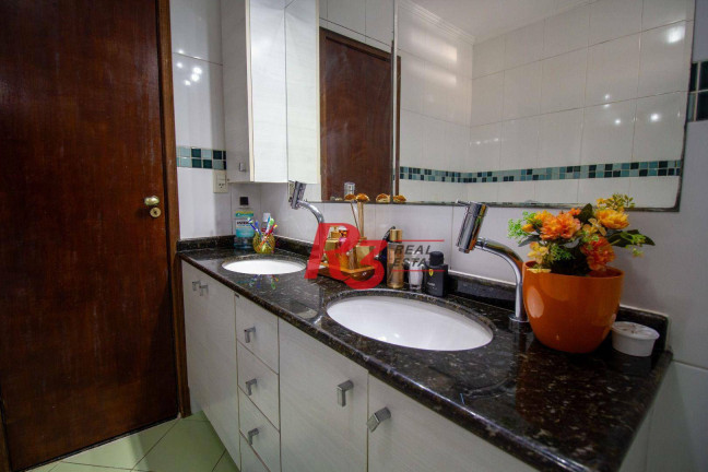 Imagem Sobrado com 5 Quartos à Venda, 368 m² em Marapé - Santos Imagem Sobrado com 5 Quartos à Venda, 368 m² em Marapé - Santos