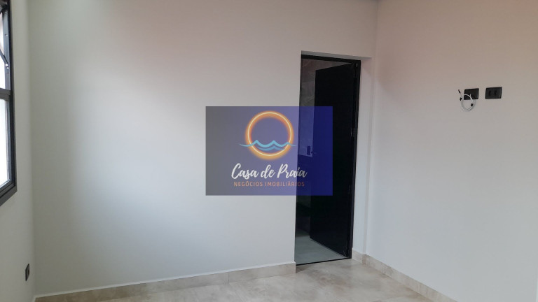 Imagem Sobrado com 4 Quartos à Venda, 210 m² em Estância São José - Peruíbe Imagem Sobrado com 4 Quartos à Venda, 210 m² em Estância São José - Peruíbe