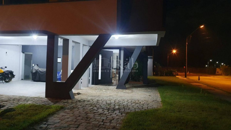 Imagem Sobrado com 3 Quartos à Venda, 220 m² em Santa Regina - Camboriú Imagem Sobrado com 3 Quartos à Venda, 220 m² em Santa Regina - Camboriú