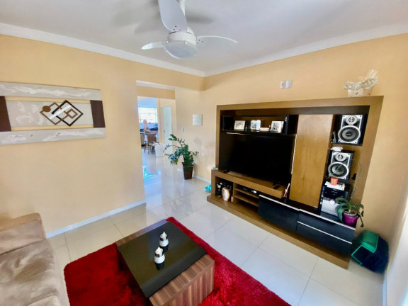 Imagem Casa com 4 Quartos à Venda, 225 m² em Barreiros - São José