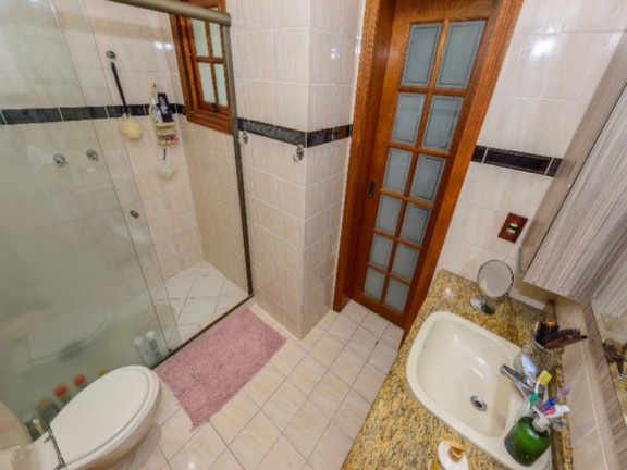 Imagem Casa com 5 Quartos à Venda, 290 m² em Jardim Itu - Porto Alegre