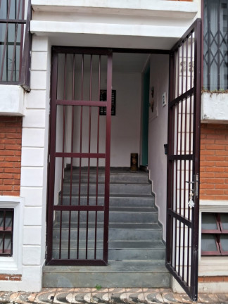 Casa com 3 Quartos à Venda, 100 m² em Embaré - Santos