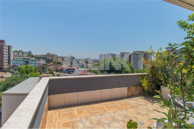 Imagem Imóvel com 3 Quartos à Venda, 205 m² em Cristo Redentor - Porto Alegre