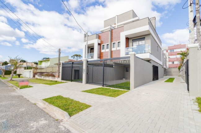 Casa de Condomínio com 3 Quartos à Venda, 125 m² em água Verde - Curitiba