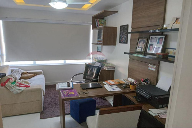 Imagem Casa de Condomínio com 3 Quartos à Venda, 302 m² em Inoa - Maricá