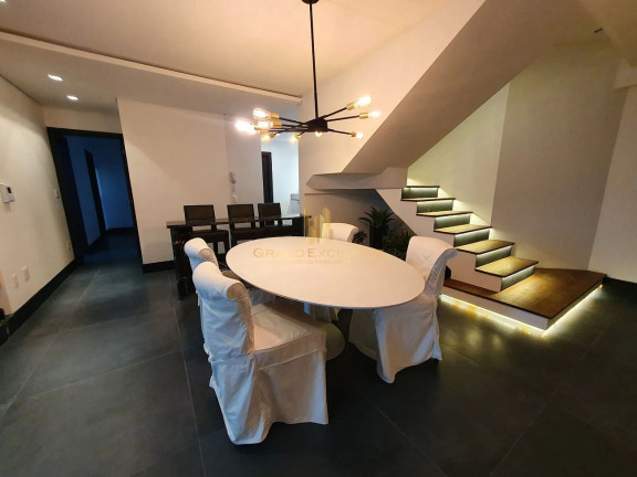 Imagem Cobertura com 3 Quartos à Venda, 268 m² em Pioneiros - Balneário Camboriú Imagem Cobertura com 3 Quartos à Venda, 268 m² em Pioneiros - Balneário Camboriú