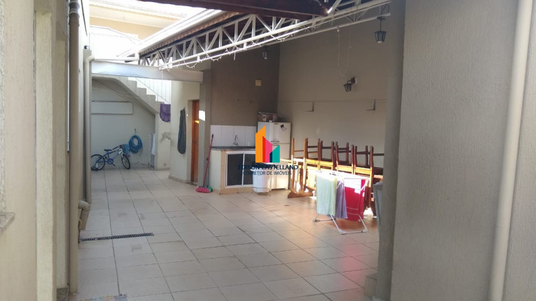 Imagem Casa com 3 Quartos à Venda, 137 m² em Jardim Cidapel - Jundiaí