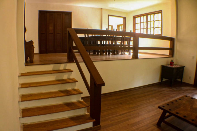 Imagem Casa com 3 Quartos à Venda, 270 m² em Quebra Frascos - Teresópolis Imagem Casa com 3 Quartos à Venda, 270 m² em Quebra Frascos - Teresópolis