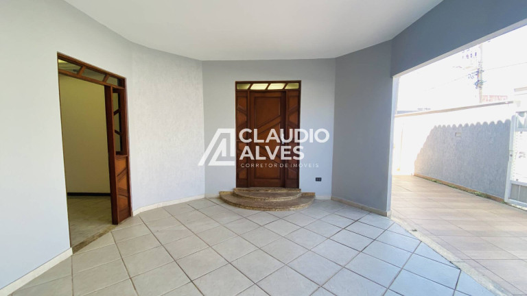 Imagem Casa com 5 Quartos à Venda, 200 m² em Cidade Nova - Feira De Santana Imagem Casa com 5 Quartos à Venda, 200 m² em Cidade Nova - Feira De Santana