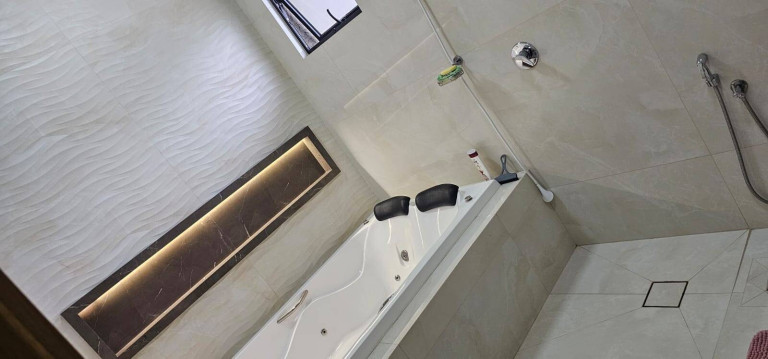 Imagem Casa com 3 Quartos à Venda, 450 m² em Jardim Portal Das Flores - Arapongas Imagem Casa com 3 Quartos à Venda, 450 m² em Jardim Portal Das Flores - Arapongas