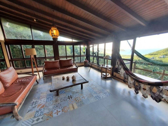 Imagem Casa com 4 Quartos à Venda, 200 m² em Praia Da Silveira - Garopaba Imagem Casa com 4 Quartos à Venda, 200 m² em Praia Da Silveira - Garopaba