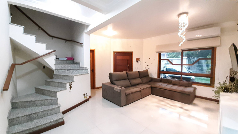 Imagem Sobrado com 3 Quartos à Venda, 172 m² em Nossa Senhora Das Graças - Canoas Imagem Sobrado com 3 Quartos à Venda, 172 m² em Nossa Senhora Das Graças - Canoas