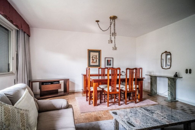 Imagem Apartamento com 3 Quartos à Venda, 141 m² em Menino Deus - Porto Alegre Imagem Apartamento com 3 Quartos à Venda, 141 m² em Menino Deus - Porto Alegre