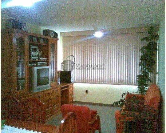 Imagem Imóvel com 2 Quartos à Venda, 70 m² em Icaraí - Niterói Imagem Imóvel com 2 Quartos à Venda, 70 m² em Icaraí - Niterói