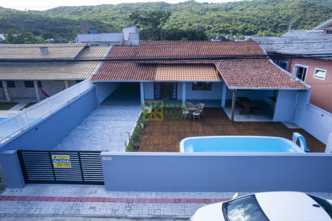 Imagem Casa com 4 Quartos à Venda, 135 m² em Bombas - Bombinhas Imagem Casa com 4 Quartos à Venda, 135 m² em Bombas - Bombinhas