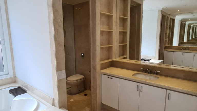 Imagem Casa com 4 Quartos à Venda, 750 m² em Jardim Europa - São Paulo