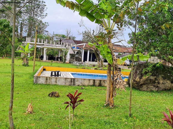 Imagem Chácara com 6 Quartos à Venda, 350 m² em Jardim Somar - Peruíbe