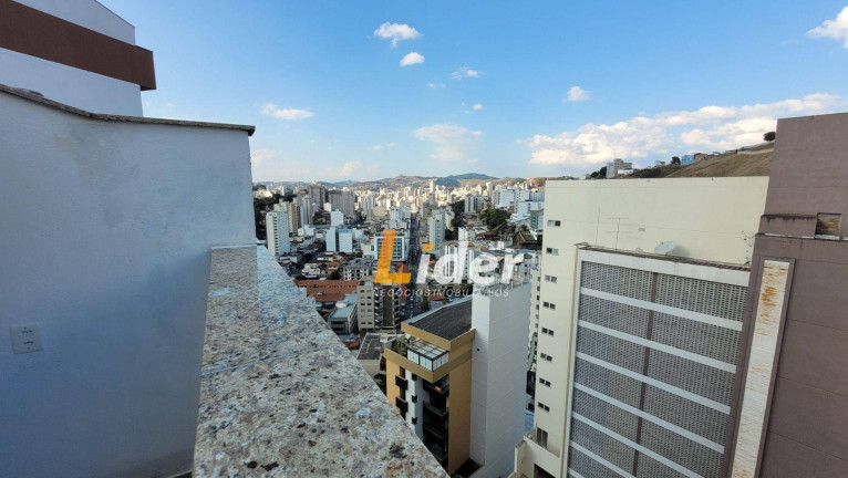 Imagem Cobertura com 2 Quartos para Alugar, 80 m² em São Mateus - Juiz De Fora