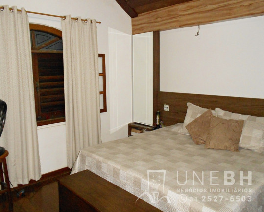 Imagem Casa com 4 Quartos à Venda, 189 m² em Heliópolis - Belo Horizonte Imagem Casa com 4 Quartos à Venda, 189 m² em Heliópolis - Belo Horizonte
