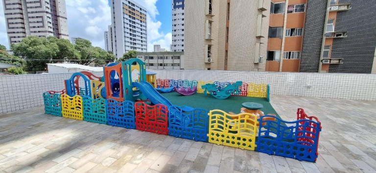 Imagem Apartamento com 3 Quartos à Venda, 110 m² em Espinheiro - Recife
