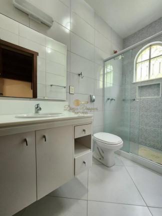 Imagem Casa com 4 Quartos à Venda, 235 m² em Quinta Da Barra - Teresópolis Imagem Casa com 4 Quartos à Venda, 235 m² em Quinta Da Barra - Teresópolis