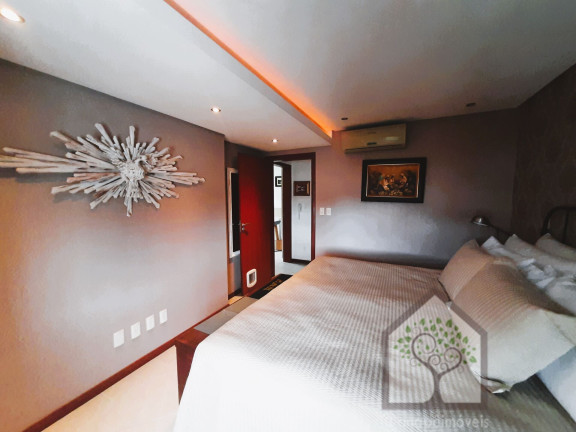 Imagem Cobertura com 3 Quartos à Venda, 233 m² em Trindade - Florianópolis