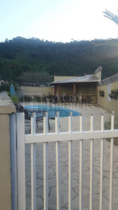 Imagem Cobertura com 3 Quartos à Venda, 150 m² em Centro - Camboriú