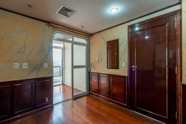 Imagem Apartamento com 3 Quartos à Venda, 185 m² em Itaim Bibi - São Paulo Imagem Apartamento com 3 Quartos à Venda, 185 m² em Itaim Bibi - São Paulo