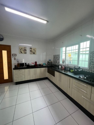 Imagem Sobrado com 4 Quartos à Venda, 238 m² em Vila Augusta - Guarulhos