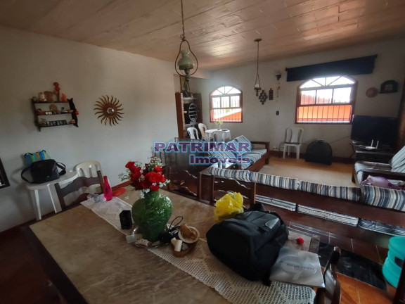 Imagem Casa com 4 Quartos à Venda, 322 m² em Itaipuaçu - Maricá Imagem Casa com 4 Quartos à Venda, 322 m² em Itaipuaçu - Maricá