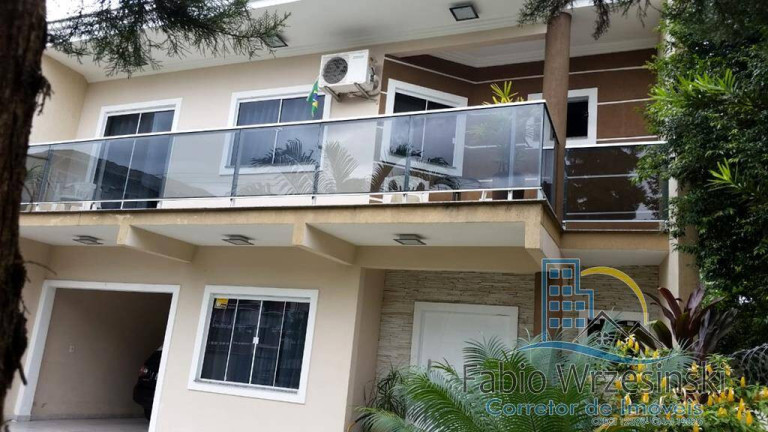 Imagem Sobrado com 3 Quartos à Venda, 240 m² em Santo Antônio - Joinville Imagem Sobrado com 3 Quartos à Venda, 240 m² em Santo Antônio - Joinville