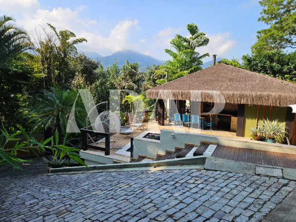 Imagem Casa com 4 Quartos à Venda, 600 m² em Vargem Grande - Rio De Janeiro