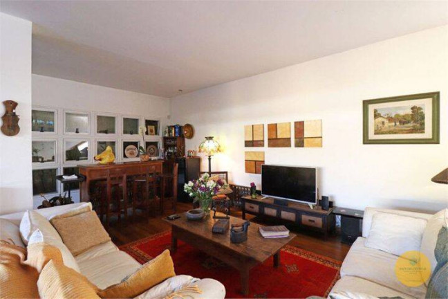 Imagem Casa com 4 Quartos à Venda, 329 m² em Alto De Pinheiros - São Paulo