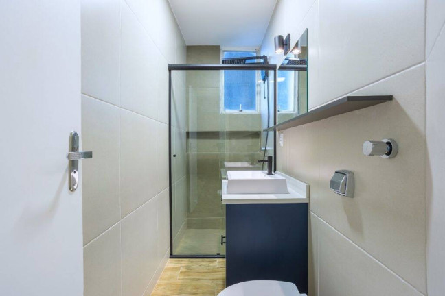 Imagem Apartamento com 1 Quarto à Venda, 30 m² em Centro - Florianópolis Imagem Apartamento com 1 Quarto à Venda, 30 m² em Centro - Florianópolis