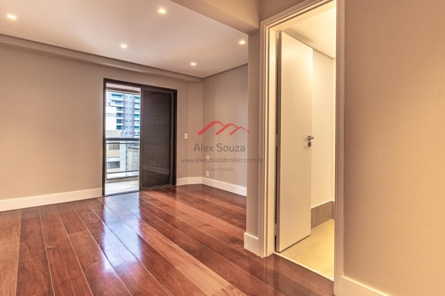 Imagem Apartamento com 4 Quartos à Venda, 244 m² em Centro - Campinas