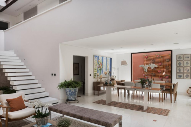 Imagem Casa com 4 Quartos à Venda, 591 m² em Jardim Guedala - São Paulo
