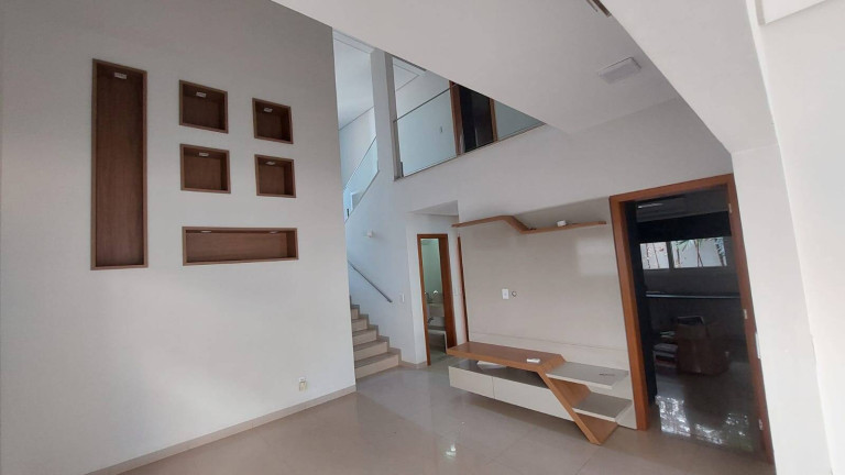 Imagem Casa com 4 Quartos à Venda, 375 m² em Condomínio Belvedere - Cuiabá Imagem Casa com 4 Quartos à Venda, 375 m² em Condomínio Belvedere - Cuiabá