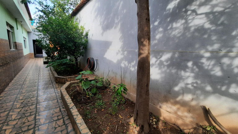 Imagem Casa com 3 Quartos à Venda, 173 m² em Marilândia - 2ª Seção - Ibirité