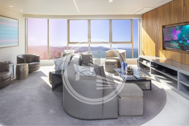 Imagem Apartamento com 4 Quartos à Venda, 265 m² em Centro - Balneário Camboriú Imagem Apartamento com 4 Quartos à Venda, 265 m² em Centro - Balneário Camboriú