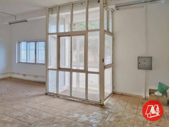 Imagem Galpão para Alugar, 746 m² em São João - Porto Alegre