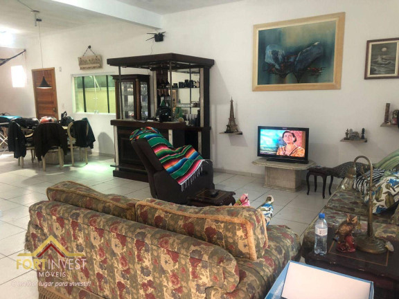 Imagem Imóvel com 4 Quartos à Venda, 600 m² em Mirim - Praia Grande Imagem Imóvel com 4 Quartos à Venda, 600 m² em Mirim - Praia Grande