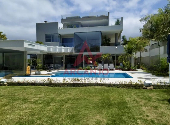 Casa com 7 Quartos à Venda, 1 m² em Riviera - Bertioga